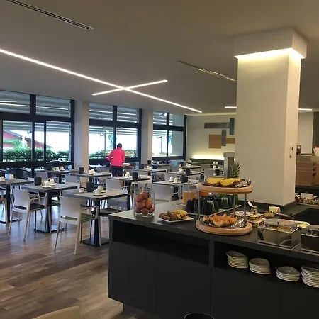 安娜酒店 酒店 3*